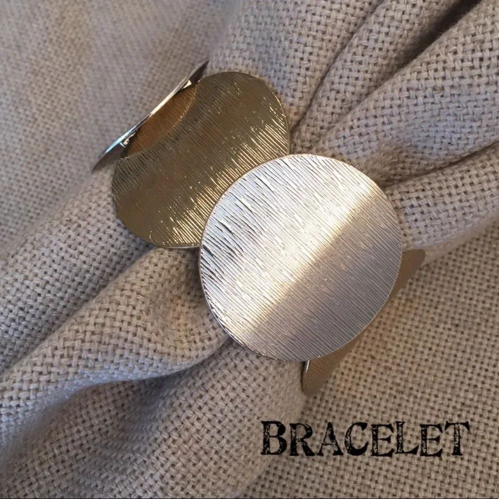 Elastic Textured Goldtone Silvertone Disc Bracelet
